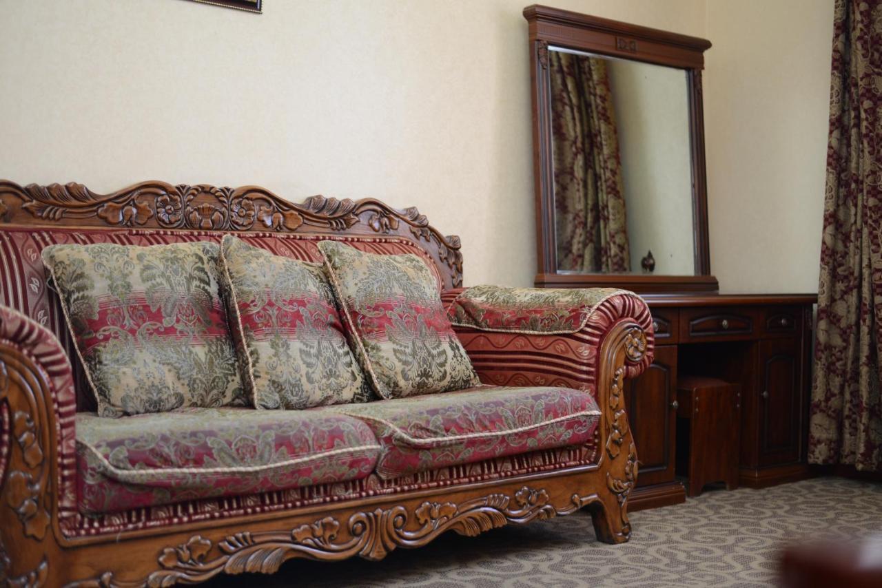 Bozok Hotel Asztana Kültér fotó