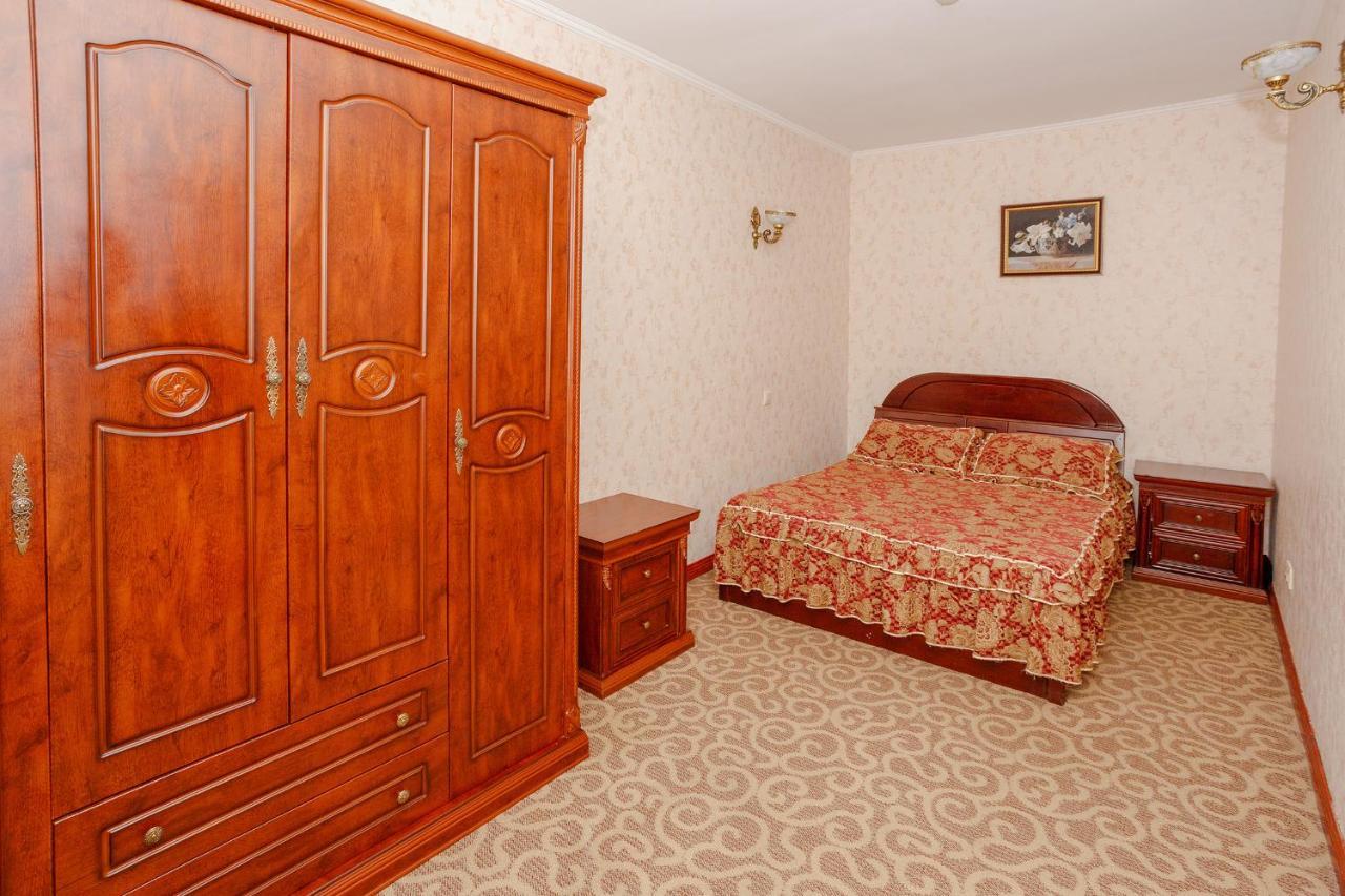 Bozok Hotel Asztana Kültér fotó